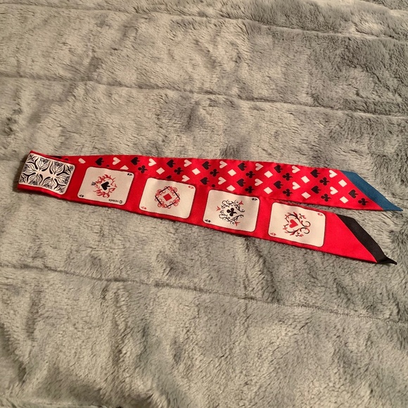 HERMES Twilly Playing Card Pattern - Picture 4 of 12